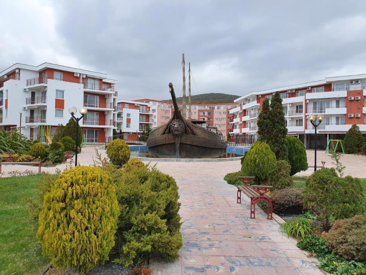 Fort Knox Privilege C-4 265 Apartment Sveti Vlas Luaran gambar